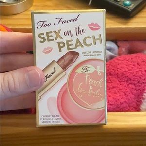 Two Faced Sex On the peach set